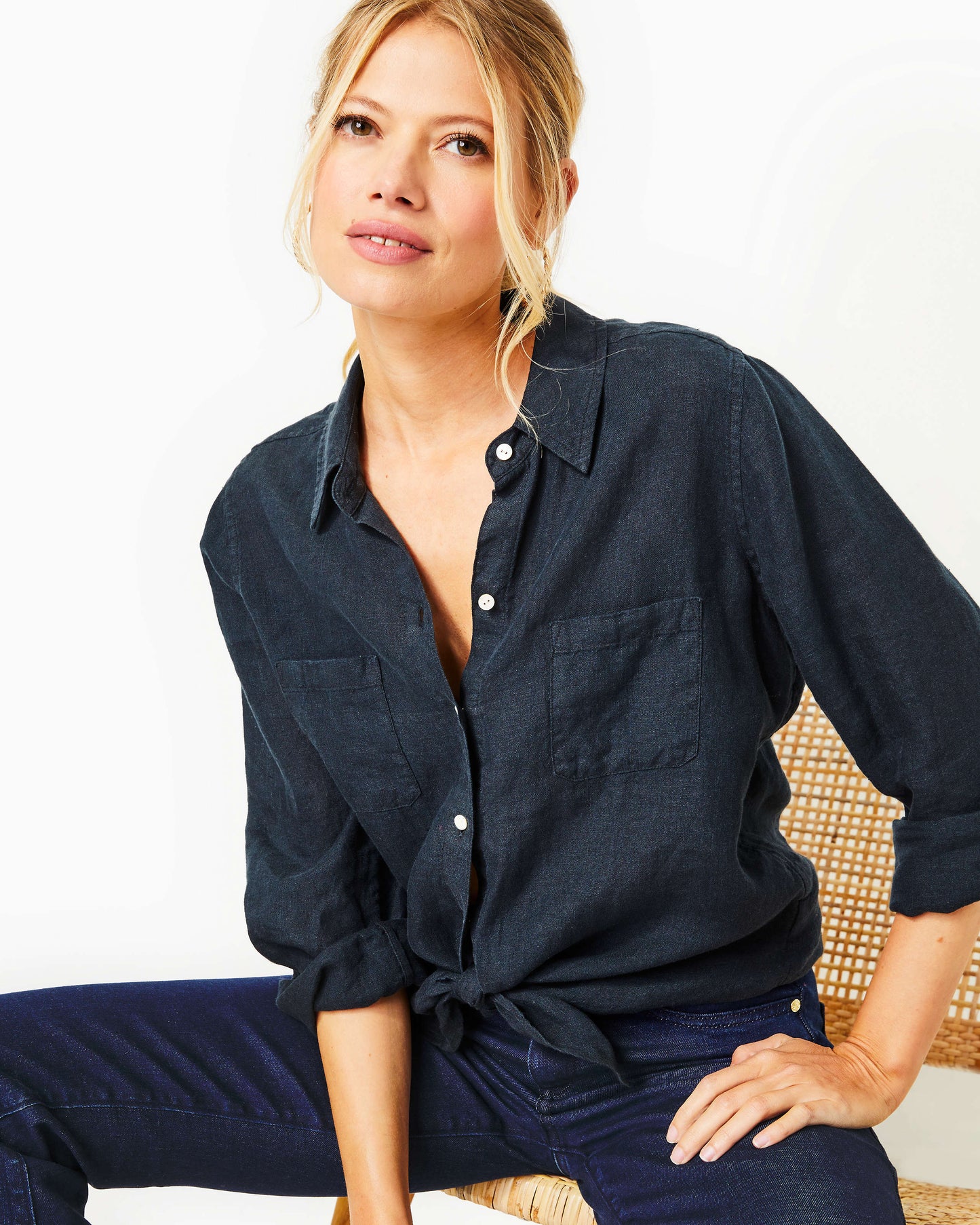SEA VIEW BUTTON DOWN