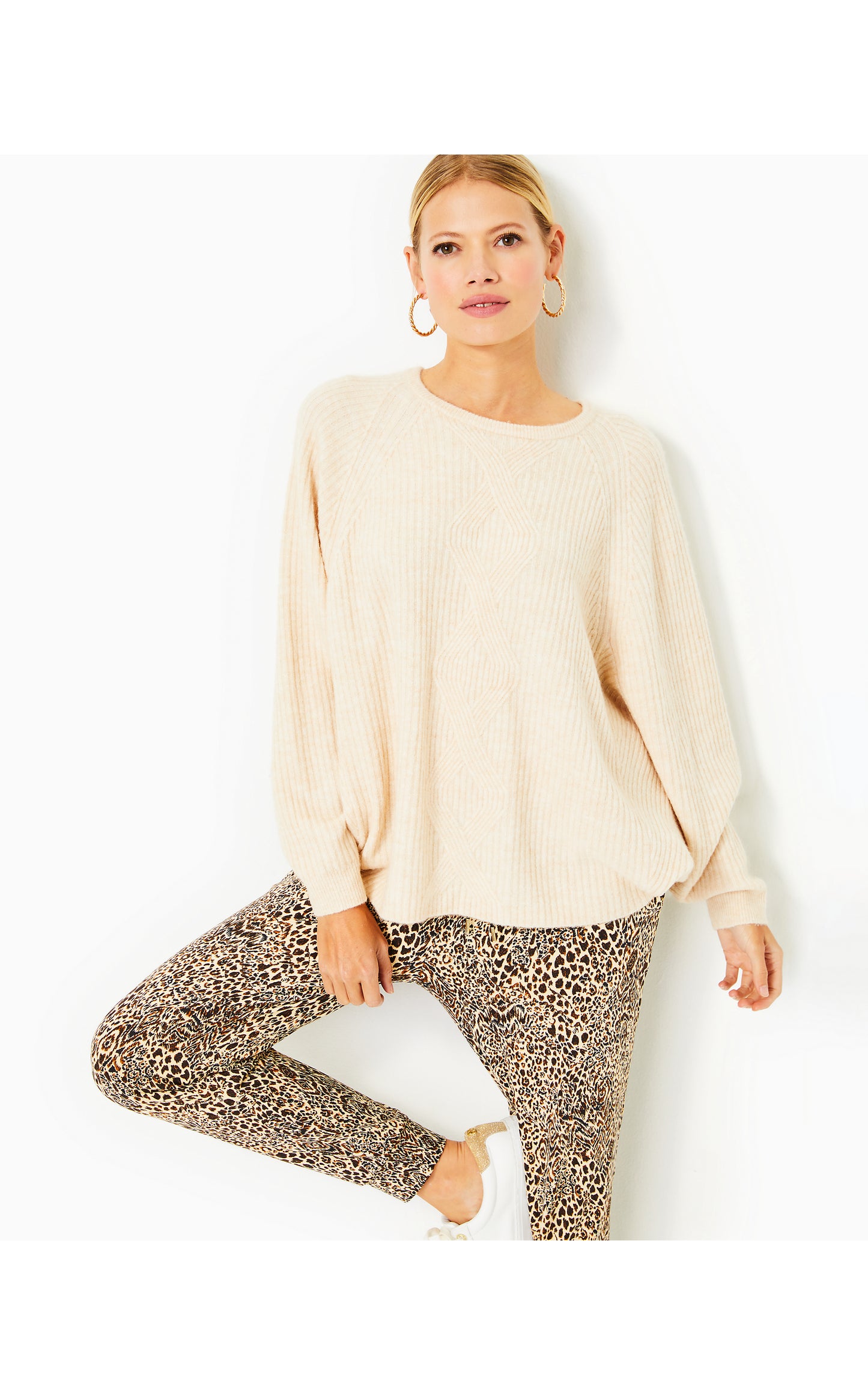 ARIENZA SWEATER
