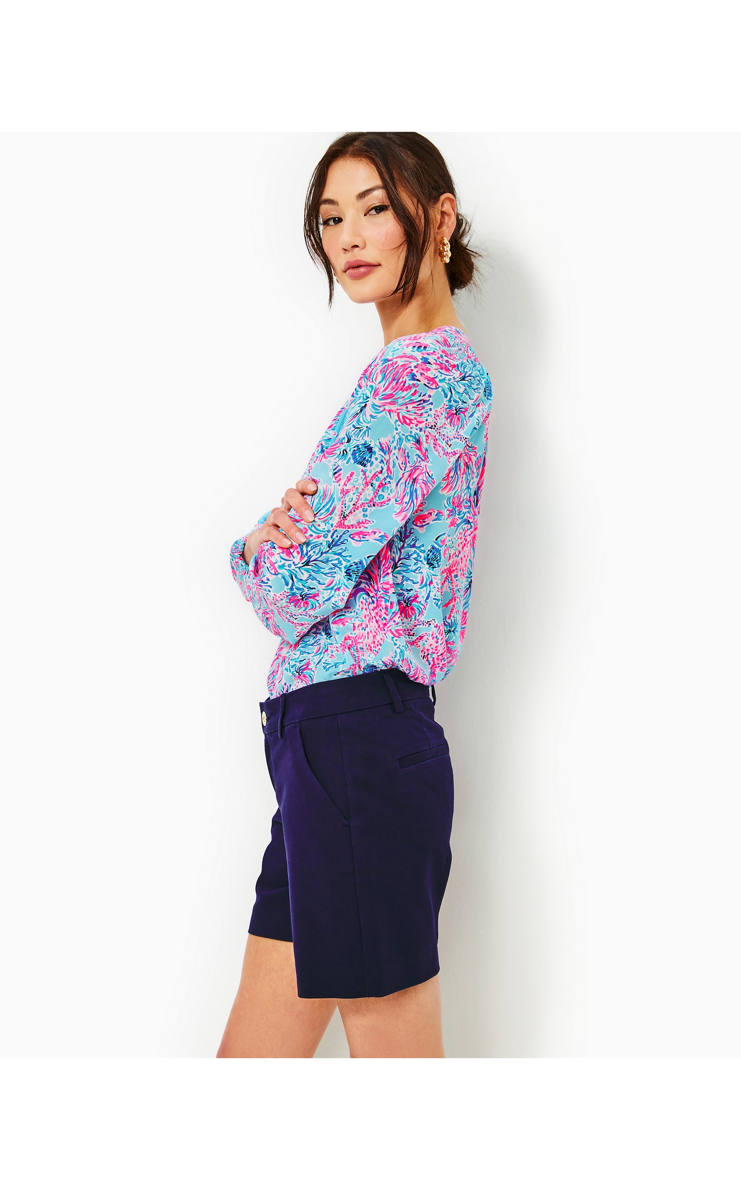 SHARA MID-RISE STRETCH SHORT