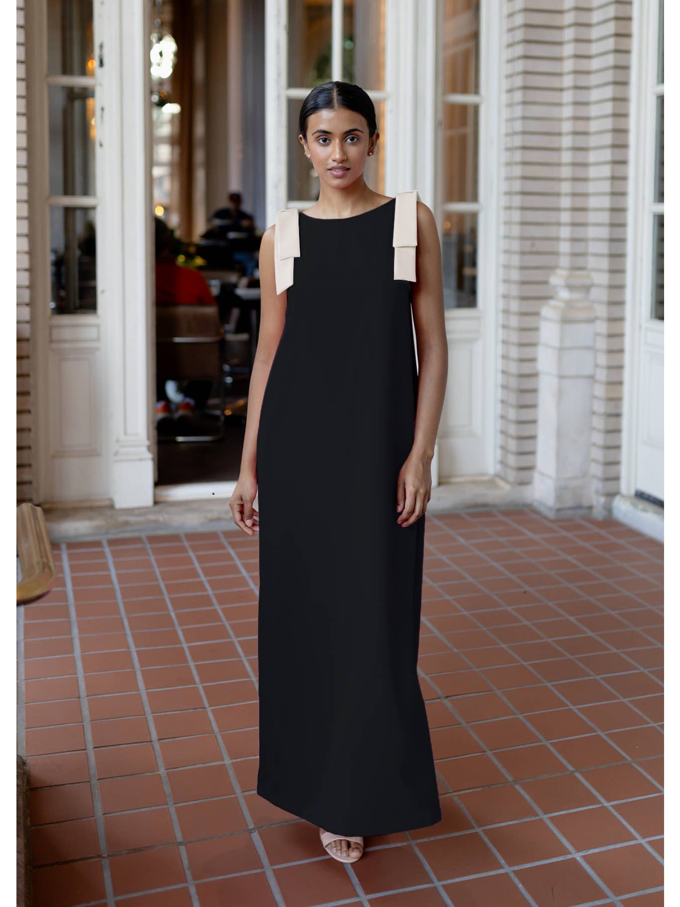 Michelle Gown Black/White