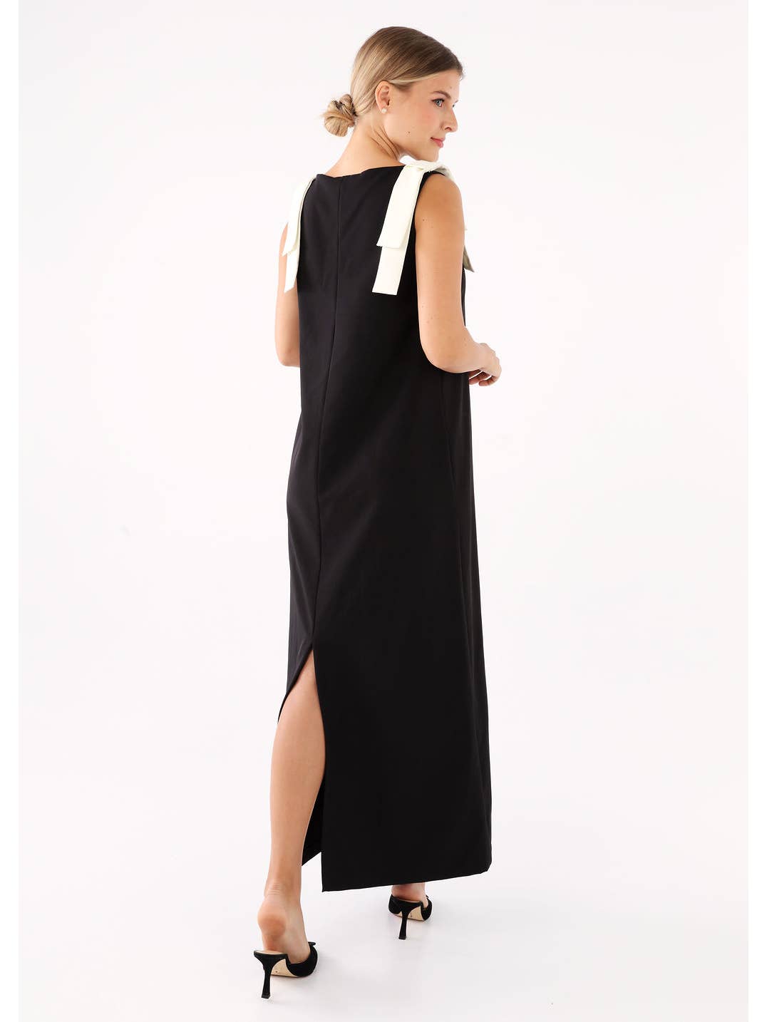 Michelle Gown Black/White