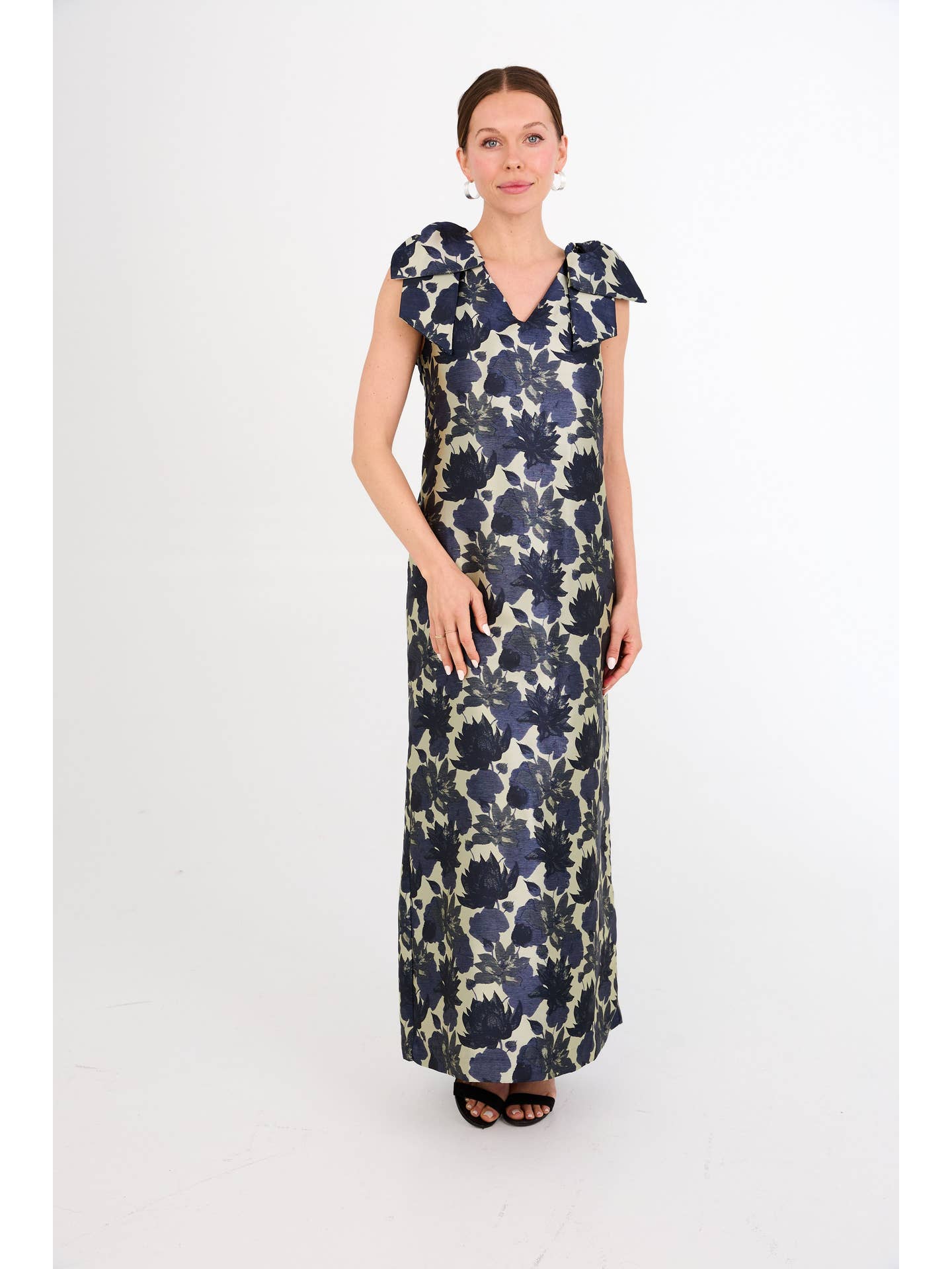 Meredith Gown Ivory and Navy Floral Silhouette Jacquard