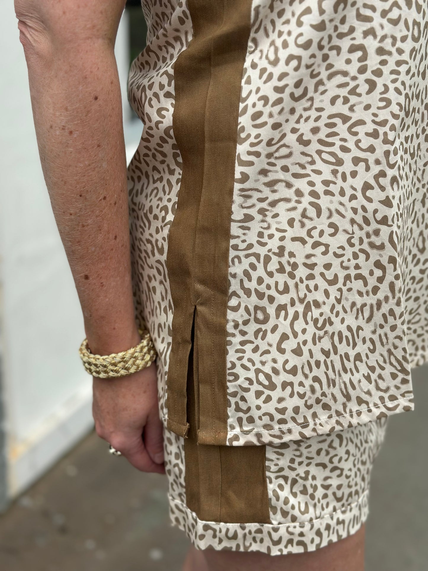 Paisley Short - Spotted Sahara